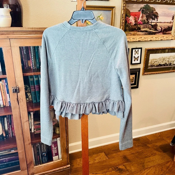 Truly Madly Deeply ruffled cropped sweat shirt long sleeve SZ M gray - Picture 5 of 8